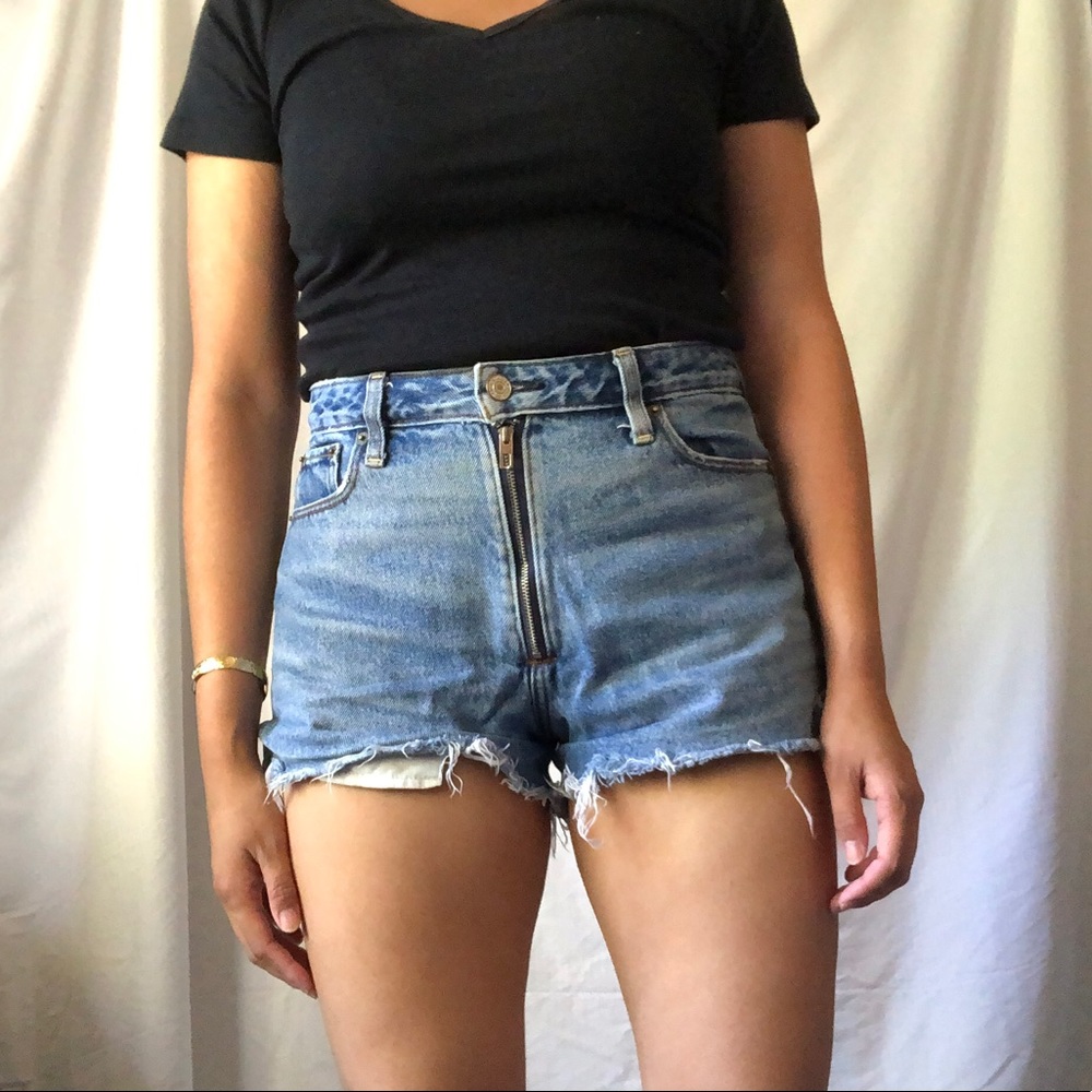 high-rise A&F shorts